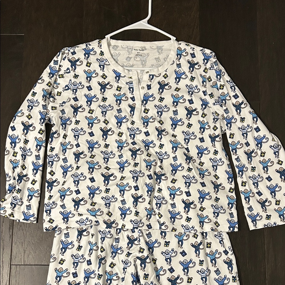 Roller Rabbit White and Blue Patterned Pajama Set
